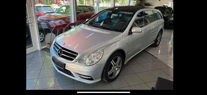 Silber Gebraucht 2010 Mercedes R350 AMG Van / Kleinbus | 10.500 € (Teuer) - Bild 1/4
