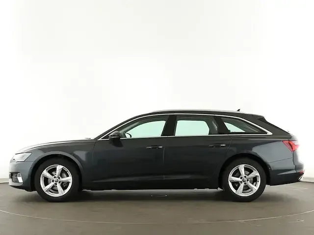 Gebraucht Audi A6 Ambiente 204 PS (150 kW) 2022 Manhattangrau metallic Kombi