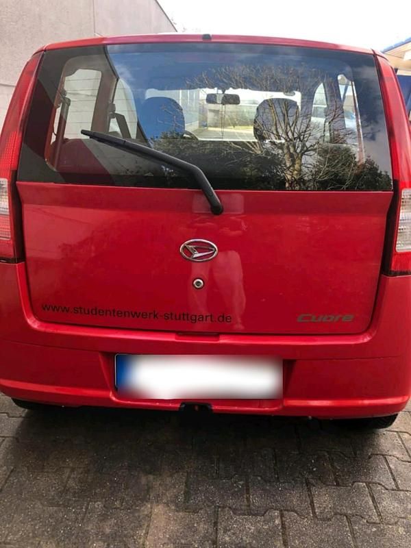 Gebraucht Daihatsu Cuore 58 PS (42 kW) 2004 Rot Kleinwagen