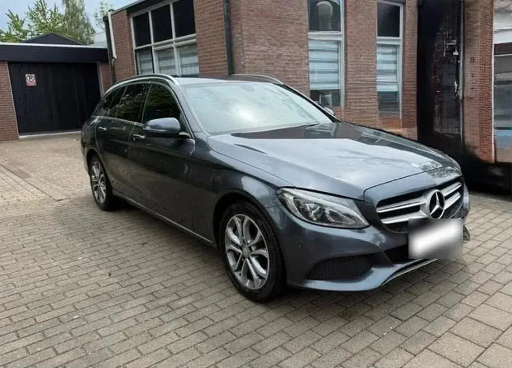 Gebraucht Mercedes C350 Edition 211 PS (155 kW) 2016 Grau Kombi