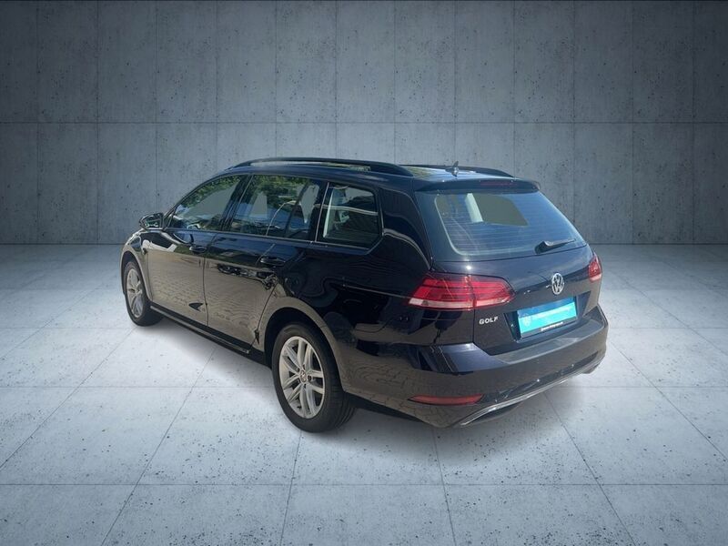 Gebraucht VW Golf VII Comfortline 116 PS (85 kW) 2017 Schwarz Kombi