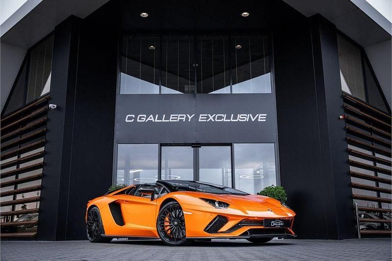 Orange Gebraucht 2019 Lamborghini Aventador Cabrio | 438.995 € (Etwas zu teuer) - Bild 1/4