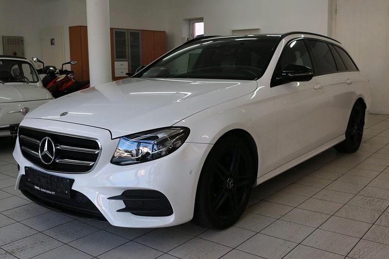 Gebraucht Mercedes E220 AMG 194 PS (142 kW) 2017 Weiß Kombi