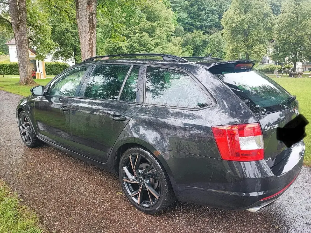 Gebraucht Skoda Octavia vRS 184 PS (135 kW) 2016 Schwarz Kombi
