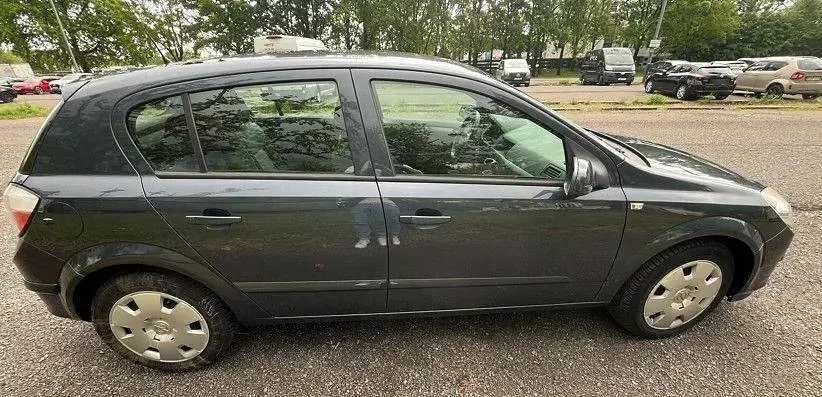 Gebraucht Opel Astra 101 PS (74 kW) 2006 Blau Limousine
