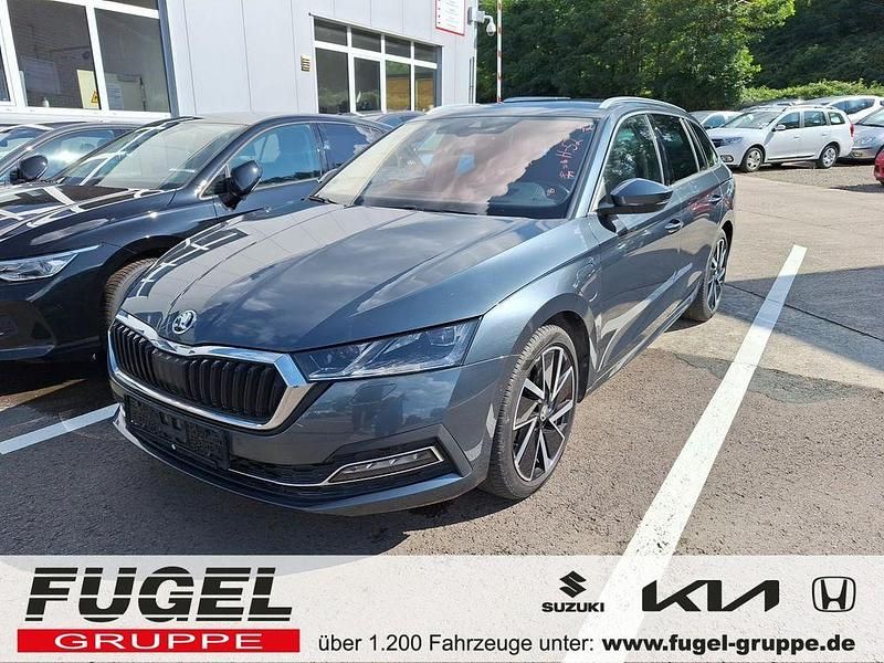 Quarzgrau metallic Gebraucht 2021 Skoda Octavia Style Kombi | 21.899 € (Superpreis) - Bild 1/4