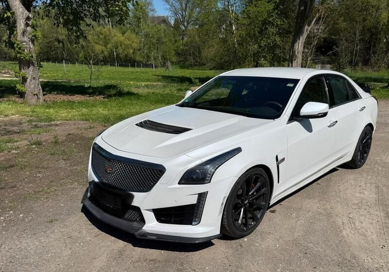 Weiß Gebraucht 2018 Cadillac CTS Limousine | 65.500 € - Bild 1/4
