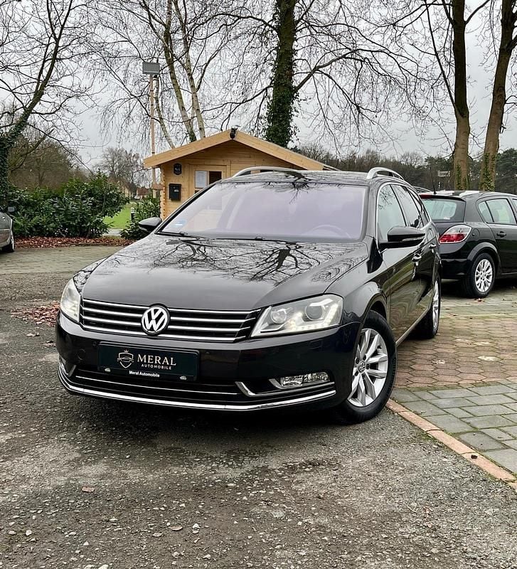 Gebraucht VW Passat Highline 160 PS (117 kW) 2011 Kombi