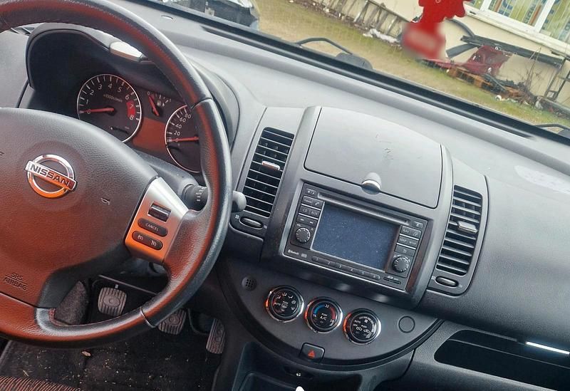 Second-hand Nissan Note 88 CP (64 kW) 2009 Maro Hatchback