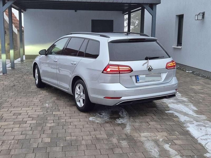 Gebraucht VW Golf VII Comfortline 150 PS (110 kW) 2020 Grau Kombi