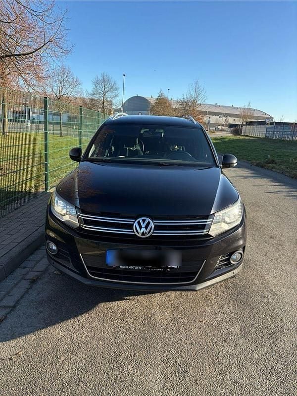 Schwarz Gebraucht 2013 VW Tiguan Life SUV | 9.599 € (Guter Preis) - Bild 1/4