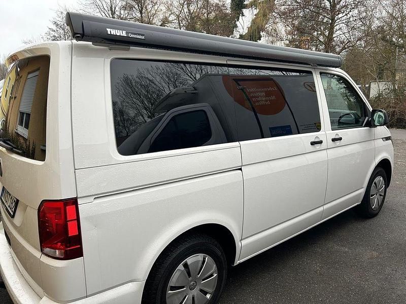 Gebraucht VW Multivan Trendline 110 PS (80 kW) 2021 Weiß Van