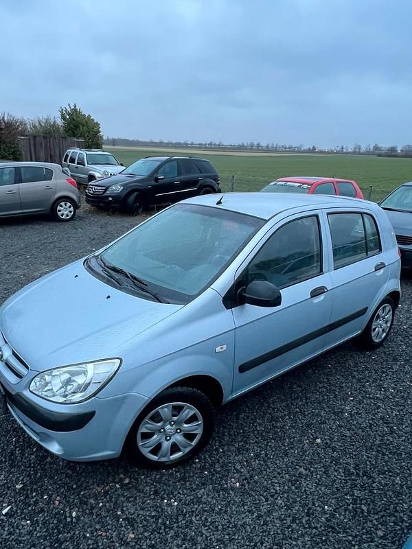 Silber Gebraucht 2009 Hyundai Getz Kleinwagen | 1.800 € (Fairer Preis) - Bild 1/4