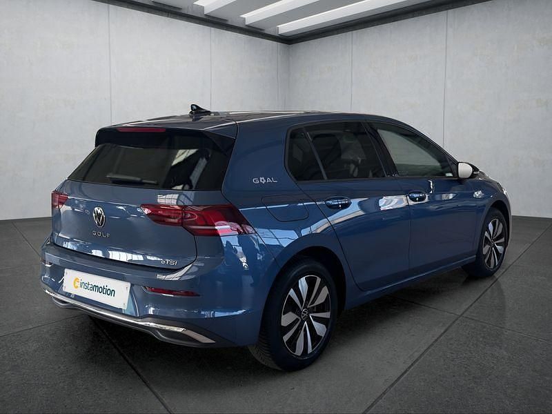 Gebraucht VW Golf VIII 150 PS (110 kW) 2025 Blau Kleinwagen