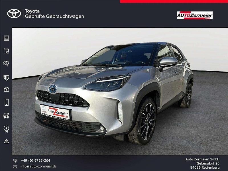 Silver metallic Gebraucht 2021 Toyota Yaris Hybrid Elegant SUV | 22.990 € (Fairer Preis) - Bild 1/4
