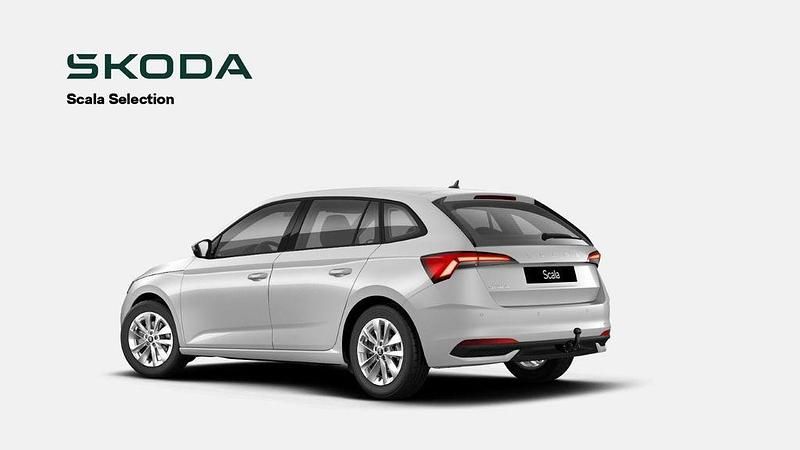 Neu Skoda Scala Selection 96 PS (70 kW) 2025 Moonweiss metallic Kleinwagen