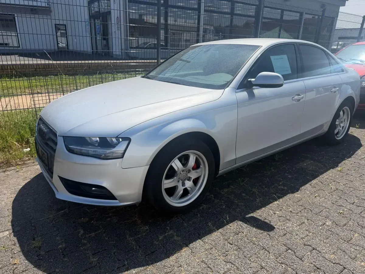 Gebraucht Audi A4 Sport 204 PS (150 kW) 2013 Silber Limousine