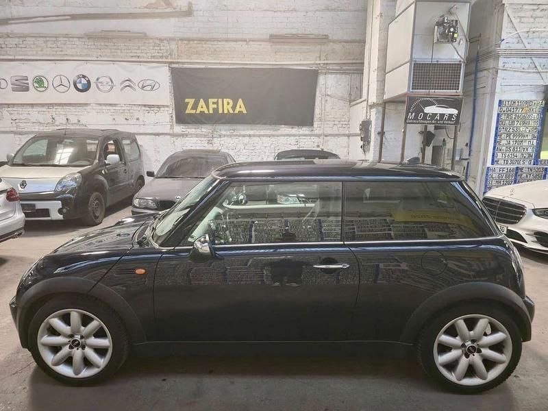 Second-hand Mini ONE 90 CP (66 kW) 2004 Negru Hatchback
