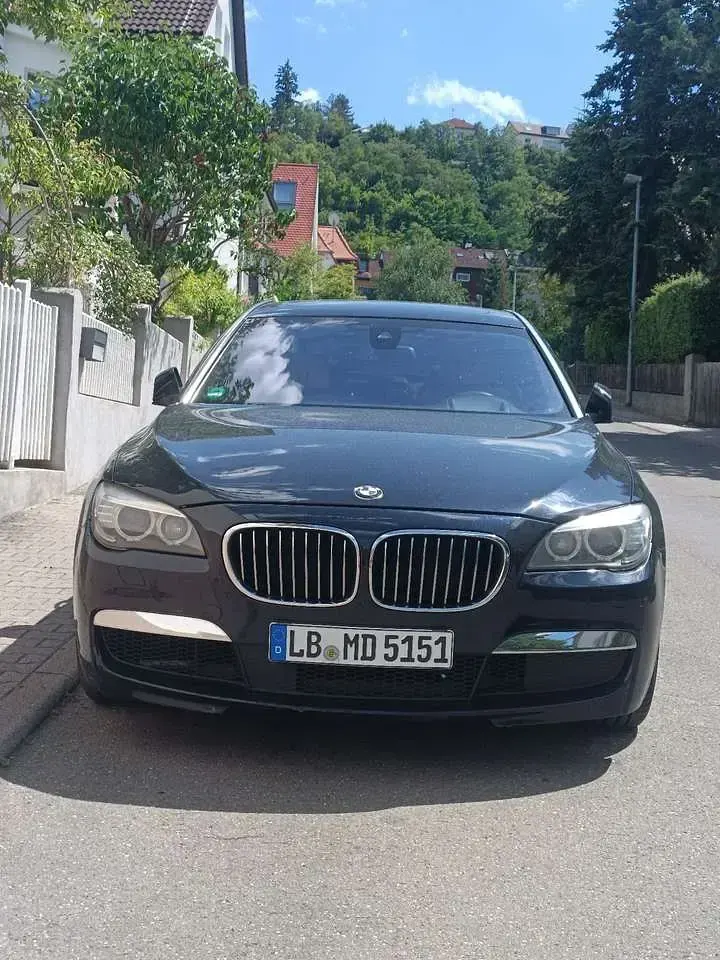 Gebraucht BMW 750L M Sport 381 PS (280 kW) 2012 Schwarz Limousine
