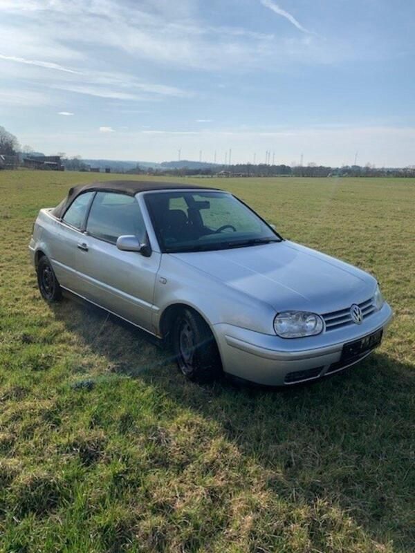 Silber Gebraucht 2000 VW Golf Cabriolet Cabrio | 880 € (Superpreis) - Bild 1/4
