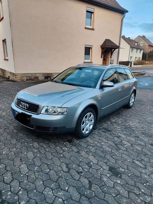 Gebraucht Audi A4 131 PS (96 kW) 2003 Silber Kombi