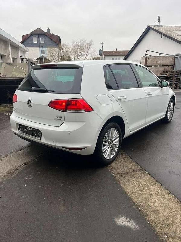 Gebraucht VW Golf VII Cup 86 PS (63 kW) 2014 Weiß Kleinwagen