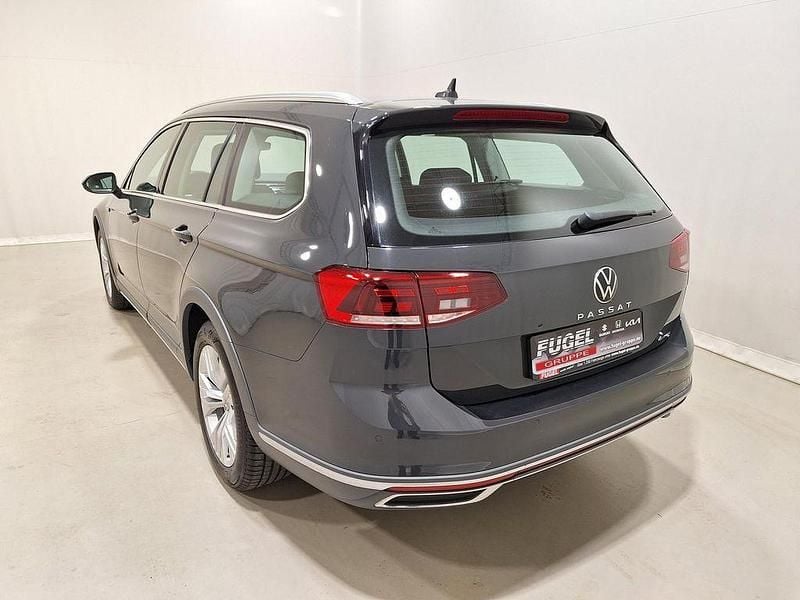 Gebraucht VW Passat Alltrack 200 PS (147 kW) 2021 Uranograu Kombi