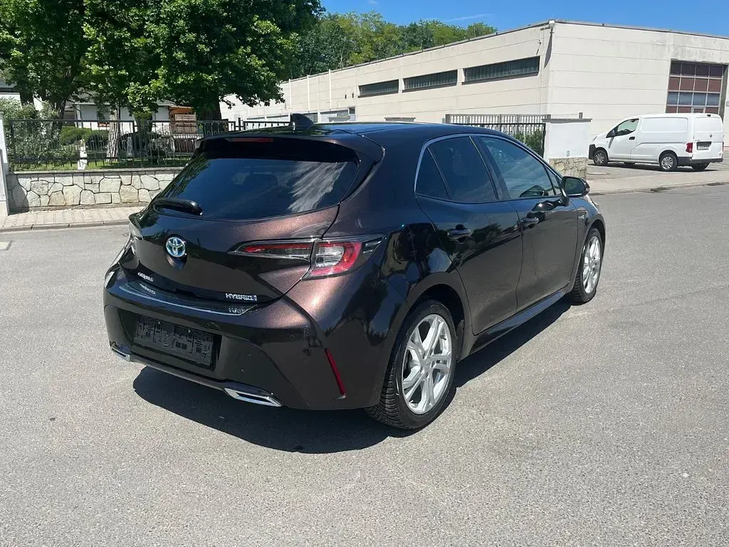 Gebraucht Toyota Corolla Lounge 152 PS (111 kW) 2019 Braun Limousine
