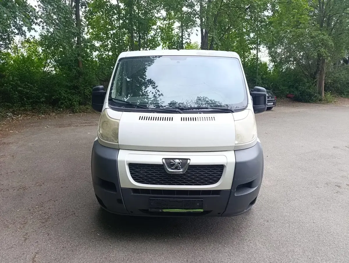 Gebraucht Peugeot Boxer 131 PS (96 kW) 2013 Weiß Van
