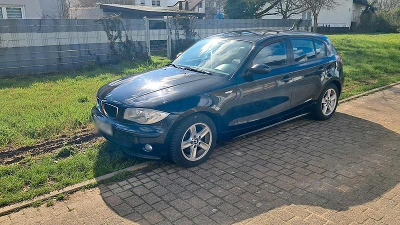 Gebraucht BMW 120 163 PS (119 kW) 2006 Schwarz Kleinwagen