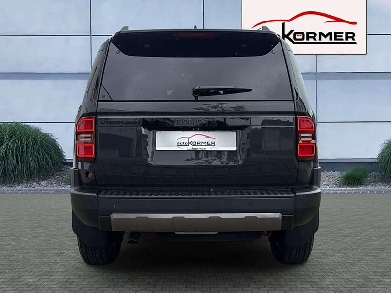 Neu Toyota Land Cruiser Executive 205 PS (150 kW) 2026 Dark grey SUV