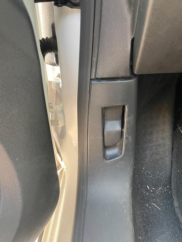 Gebraucht Citroën C3 82 PS (60 kW) 2017 Weiß Kleinwagen