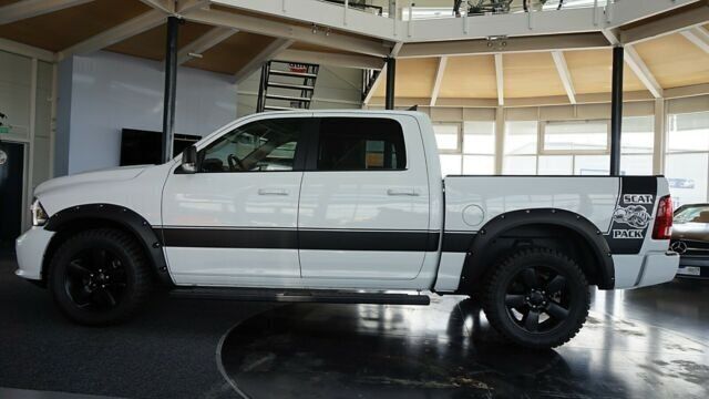 Gebraucht Dodge Ram 401 PS (294 kW) 2019 Weiß Abholung