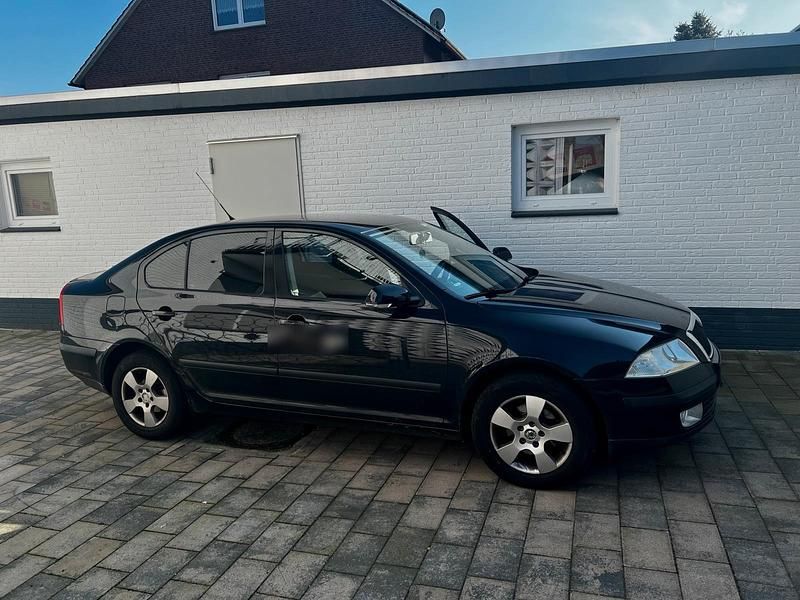 Gebraucht Skoda Octavia 102 PS (75 kW) 2008 Schwarz Limousine