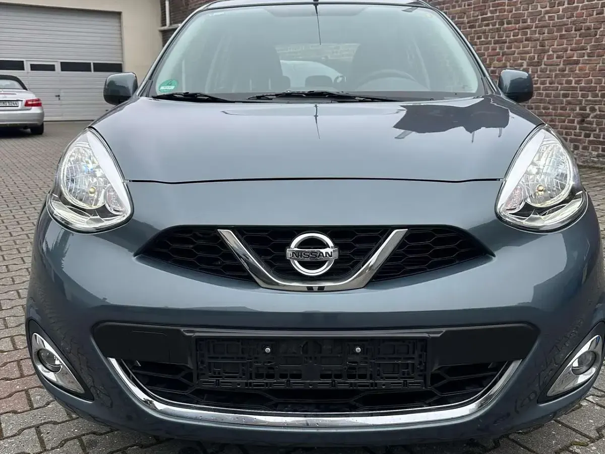 Gebraucht Nissan Micra Acenta 80 PS (58 kW) 2017 Grau Kleinwagen