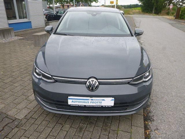 Gebraucht VW Golf VIII Move 150 PS (110 kW) 2024 Grau Limousine