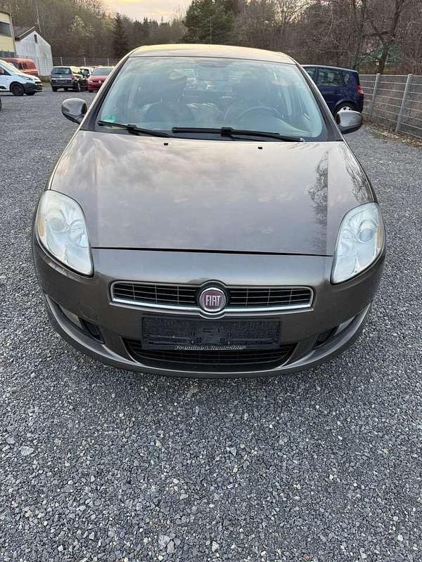 Gebraucht Fiat Bravo Dynamic 90 PS (66 kW) 2007 Epic grau Kleinwagen