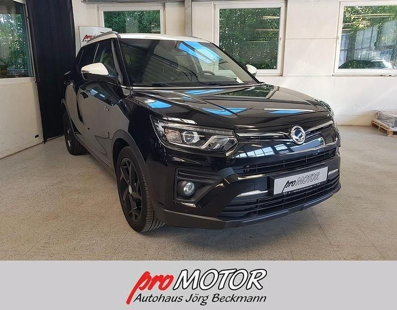 Gebraucht SsangYong Tivoli 163 PS (119 kW) 2021 Schwarz SUV