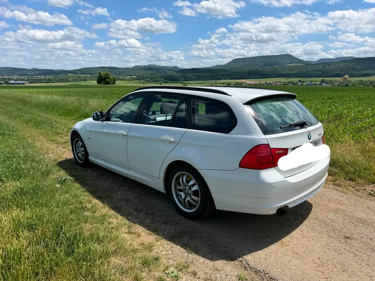 Gebraucht BMW 316 116 PS (85 kW) 2012 Weiß Kombi