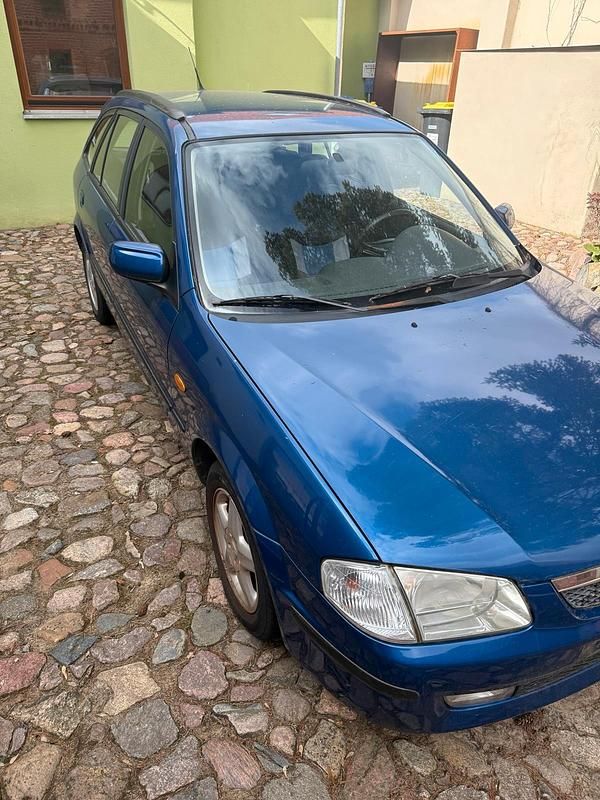 Gebraucht Mazda 323 88 PS (64 kW) 2000 Blau Kleinwagen