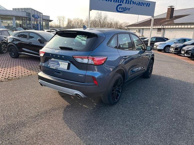 Gebraucht Ford Kuga Cool & Connect 224 PS (164 kW) 2021 Chromablau SUV