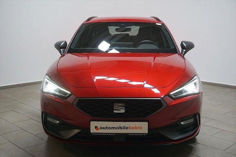 Gebraucht Seat Leon FR 150 PS (110 kW) 2025 Rot Limousine