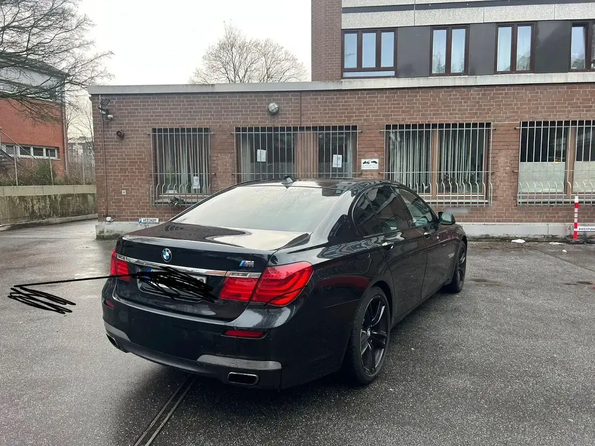 Gebraucht BMW 740 M Sport 306 PS (225 kW) 2010 Schwarz Limousine