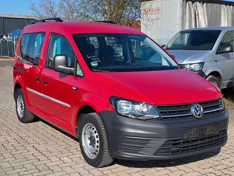 Gebraucht VW Caddy 102 PS (75 kW) 2019 Rot Van / Kleinbus