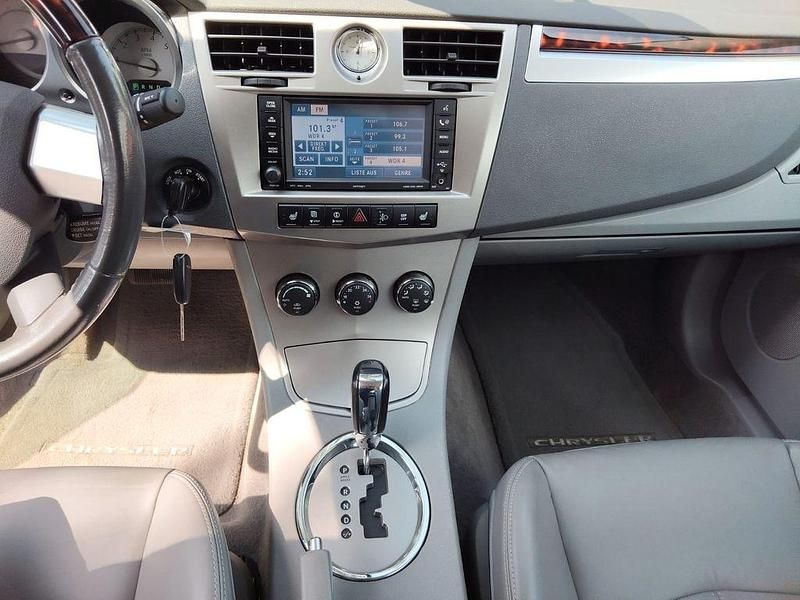 Usado Chrysler Sebring Cabriolet 186 CV (136 kW) 2010 Plateado Descapotable