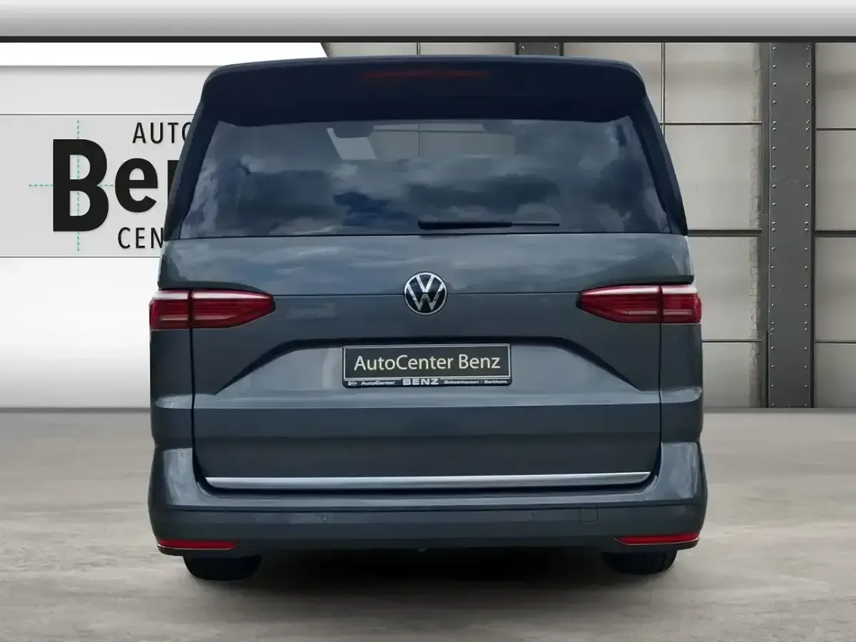 Neu VW Multivan Comfortline 150 PS (110 kW) 2026 Grau Van / Kleinbus