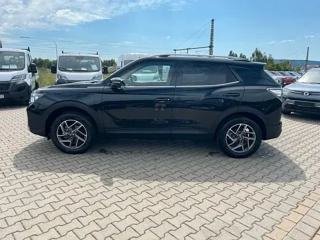 Gebraucht SsangYong Korando 139 kW (190 PS) 2023 Schwarz SUV