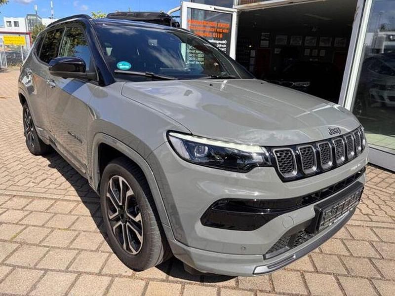 Gebraucht Jeep Compass Limited 150 PS (110 kW) 2021 Grau SUV