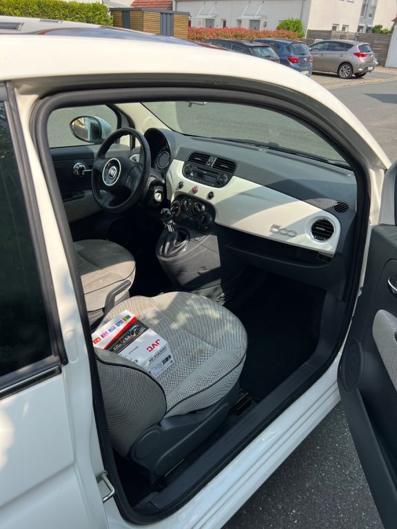 Weiß Gebraucht 2009 Fiat 500 Lounge Kleinwagen | 3.950 € (Superpreis) - Bild 1/4