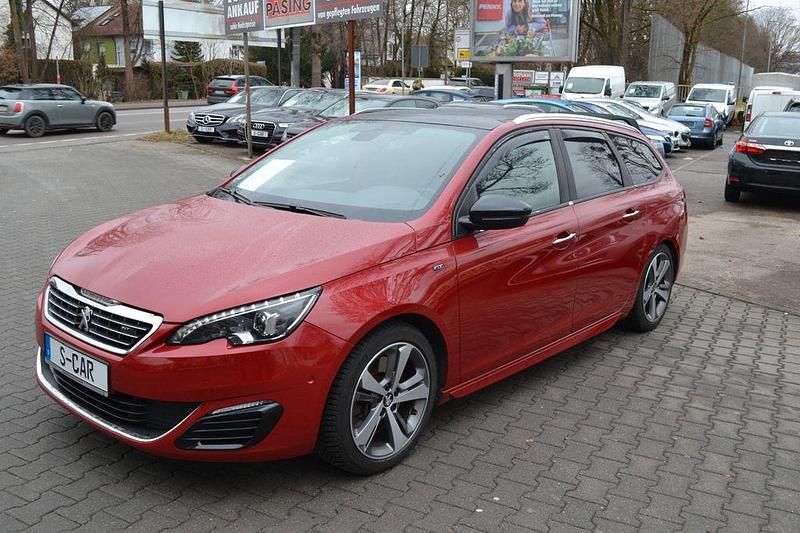 Gebraucht Peugeot 308 SW GT 181 PS (133 kW) 2015 Rot Kombi